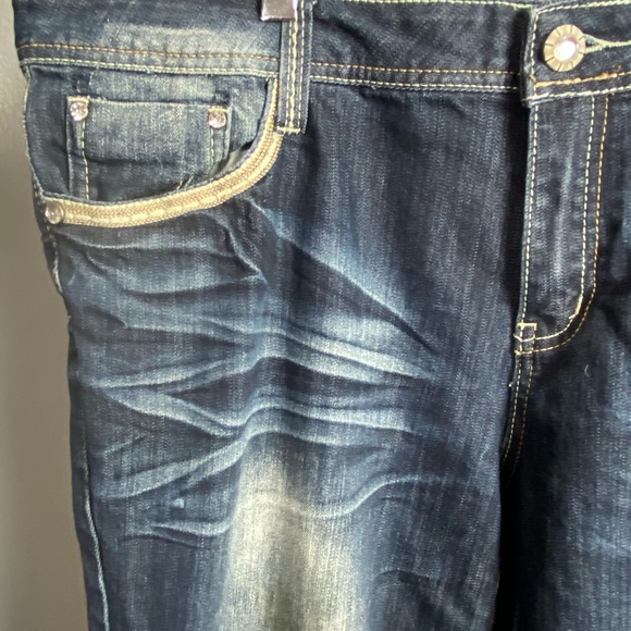 ZCO jeans. Plus size 20.  Distressed. Boot cut - Picture 3 of 9